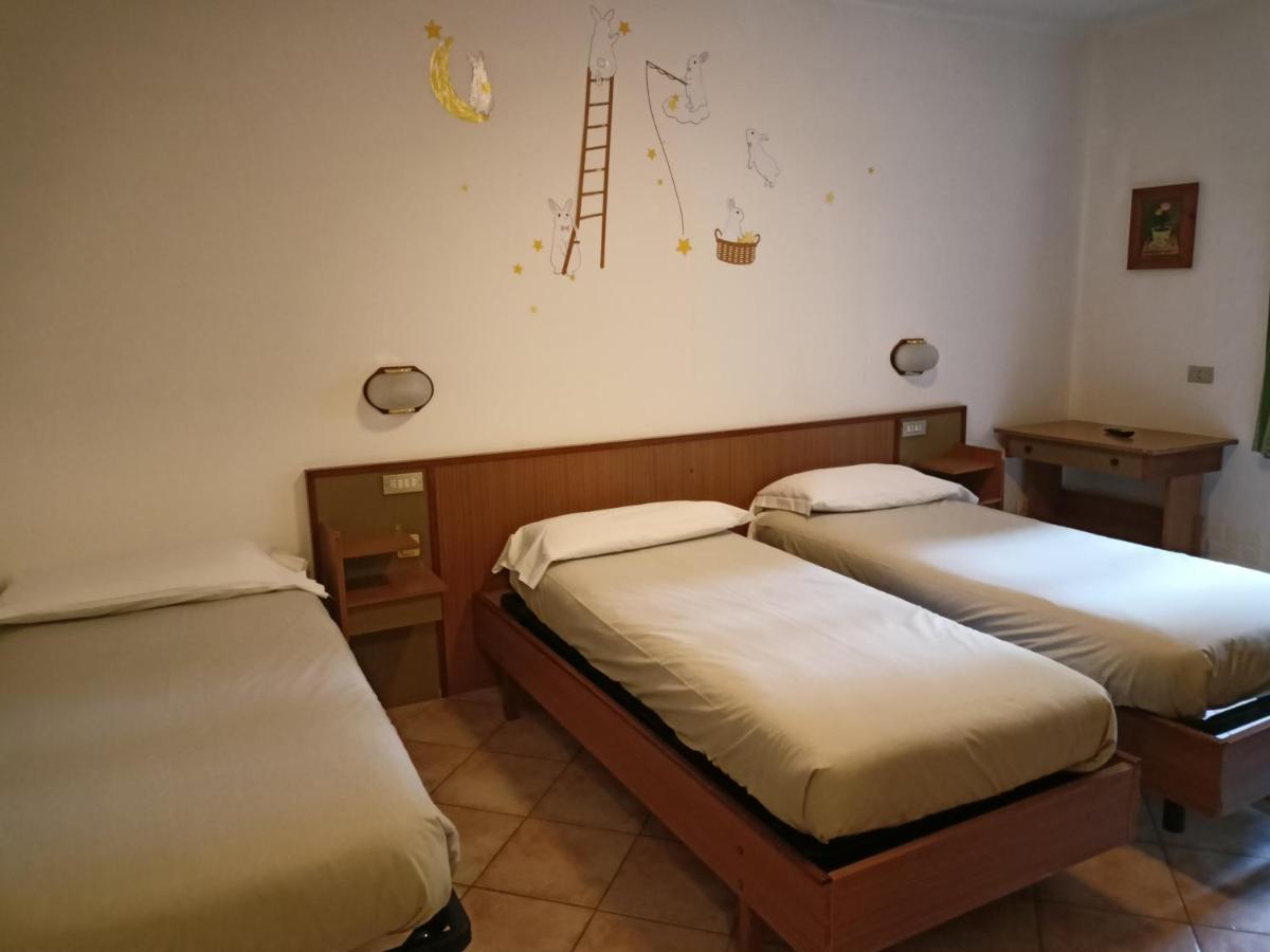 Hotel Daniela ボルミオ エクステリア 写真